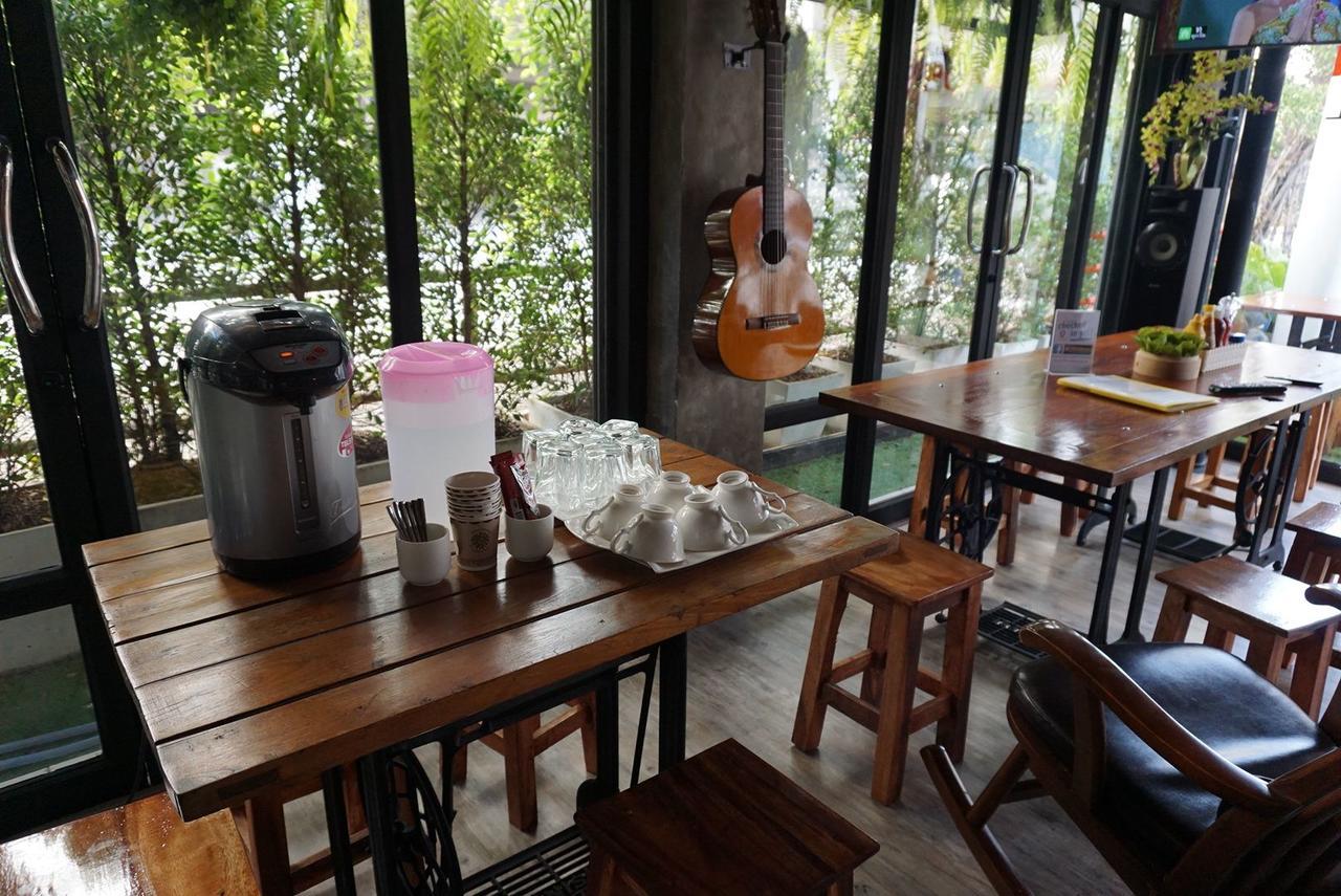 De Pumpkiin Hostel Phra Nakhon Si Ayutthaya Zewnętrze zdjęcie